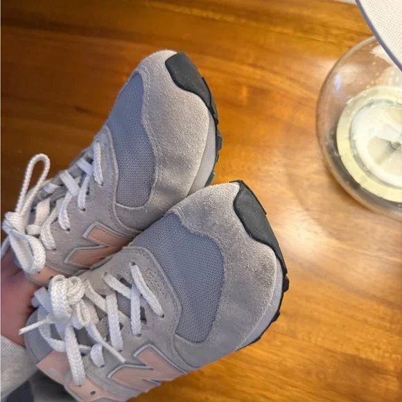 New Balances - Picture 7 of 7